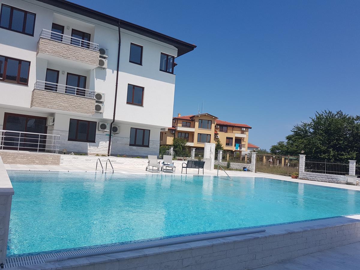 Aparthotel Emerald Hills Sosopol Exterior foto