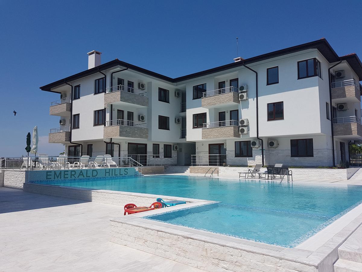 Aparthotel Emerald Hills Sosopol Exterior foto