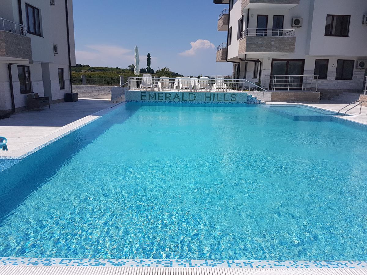 Aparthotel Emerald Hills Sosopol Exterior foto