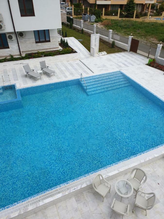 Aparthotel Emerald Hills Sosopol Exterior foto